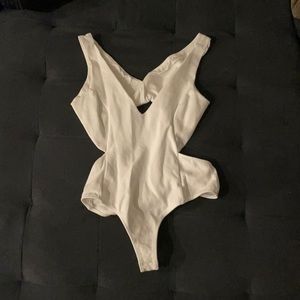 White lulu bodysuit carmelita